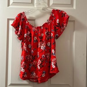 Off the shoulder, floral summer top!
